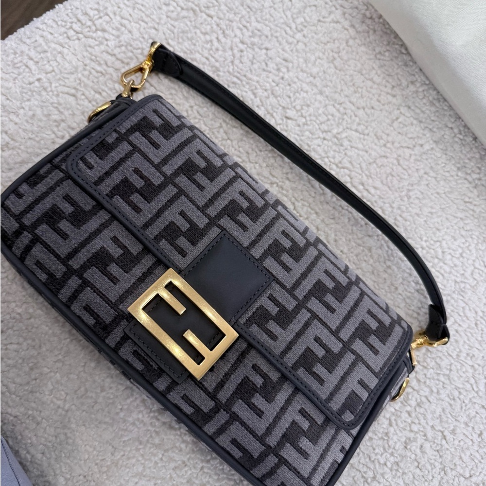 Fendi Black and Gray Women's Bag